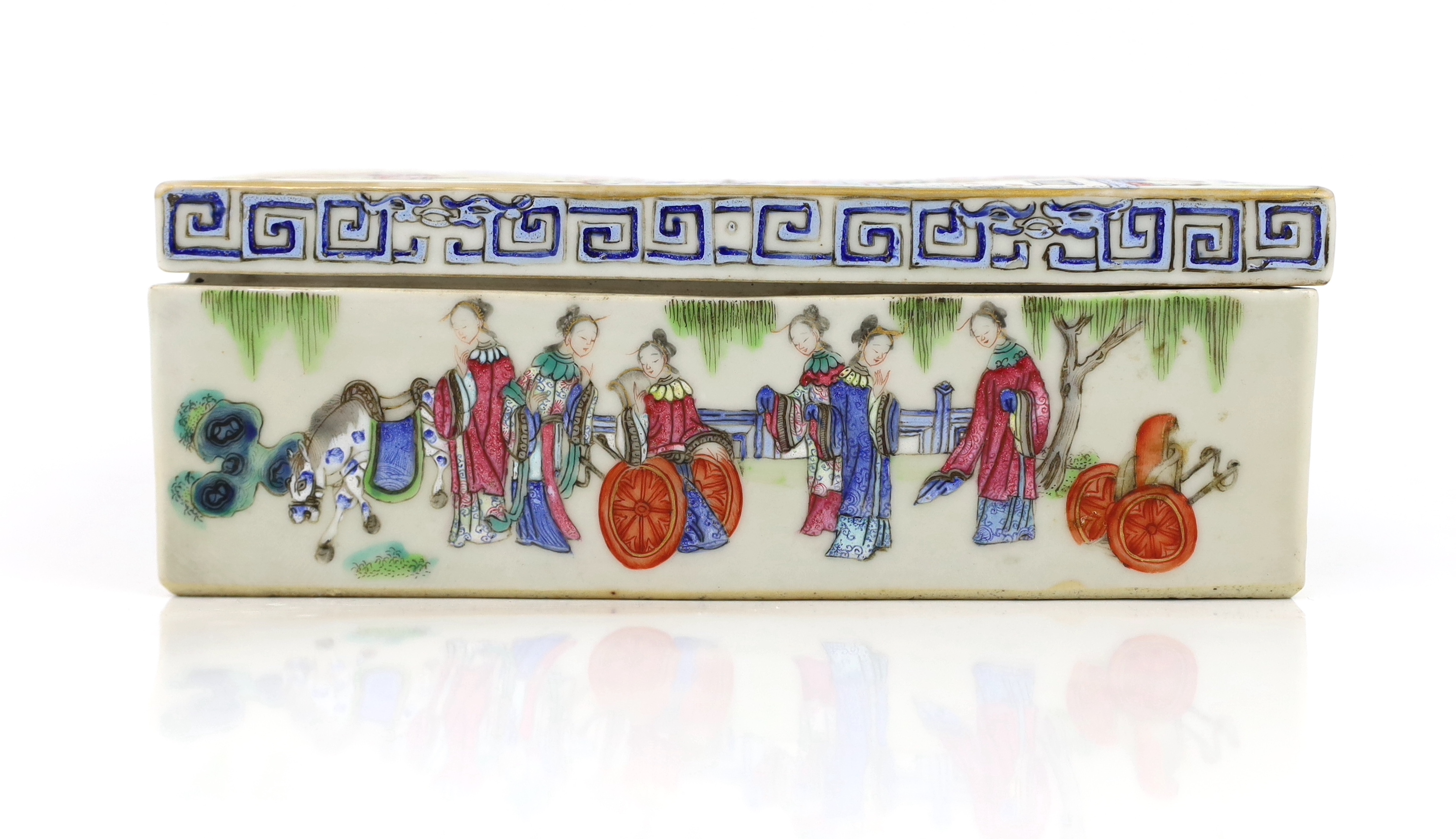 A Chinese famille rose pen box and cover, Daoguang period